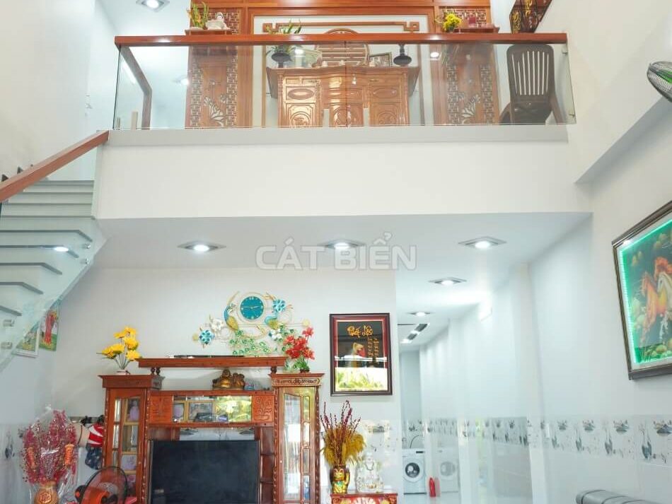 Hoàn Thành Mẫu Nhà Gác Lửng Đẹp 3 Phòng Ngủ Với Chi Phí Hợp Lý | CB09012 Hoàn Thành Mẫu Nhà Gác Lửng Đẹp 3 Phòng Ngủ Với Chi Phí Hợp Lý