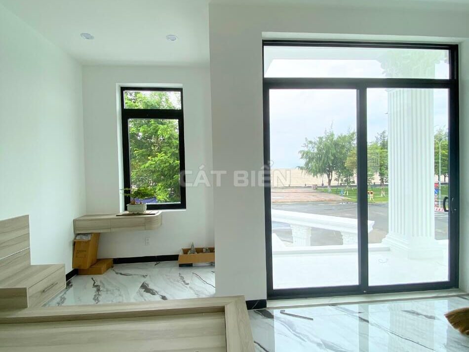 Cận Cảnh Hoàn Thiện Cuối Cùng Trước Bàn Giao Biệt Thự 3 Tầng Tân Cổ Điển | CB08765 Cận Cảnh Hoàn Thiện Cuối Cùng Trước Bàn Giao Biệt Thự 3 Tầng Tân Cổ Điển