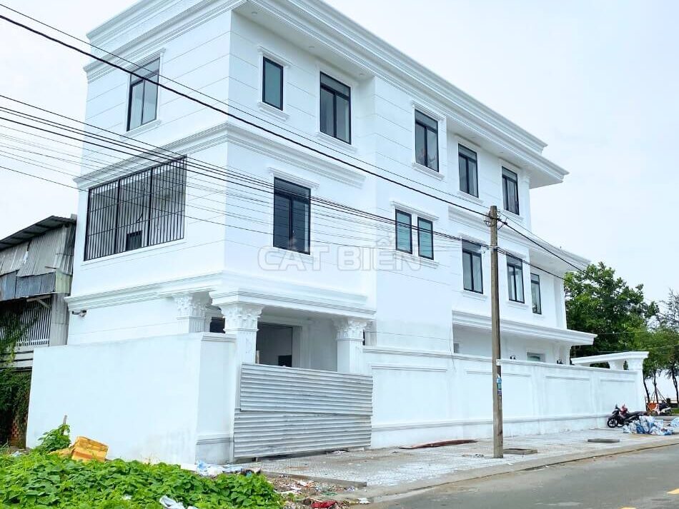 Cận Cảnh Hoàn Thiện Cuối Cùng Trước Bàn Giao Biệt Thự 3 Tầng Tân Cổ Điển | CB08765 Cận Cảnh Hoàn Thiện Cuối Cùng Trước Bàn Giao Biệt Thự 3 Tầng Tân Cổ Điển