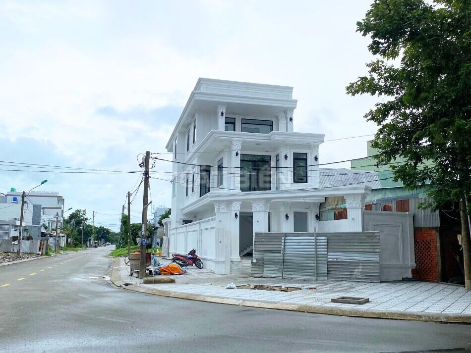Cận Cảnh Hoàn Thiện Cuối Cùng Trước Bàn Giao Biệt Thự 3 Tầng Tân Cổ Điển | CB08765 Cận Cảnh Hoàn Thiện Cuối Cùng Trước Bàn Giao Biệt Thự 3 Tầng Tân Cổ Điển