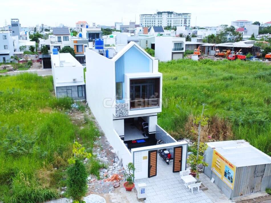 Mẫu Nhà Ống 2 Tầng Đẹp 3 Phòng Ngủ Được Hoàn Thành Với Thiết Kế Hiện Đại | CB05678 Mẫu Nhà Ống 2 Tầng Đẹp 3 Phòng Ngủ Được Hoàn Thành Với Thiết Kế Hiện Đại
