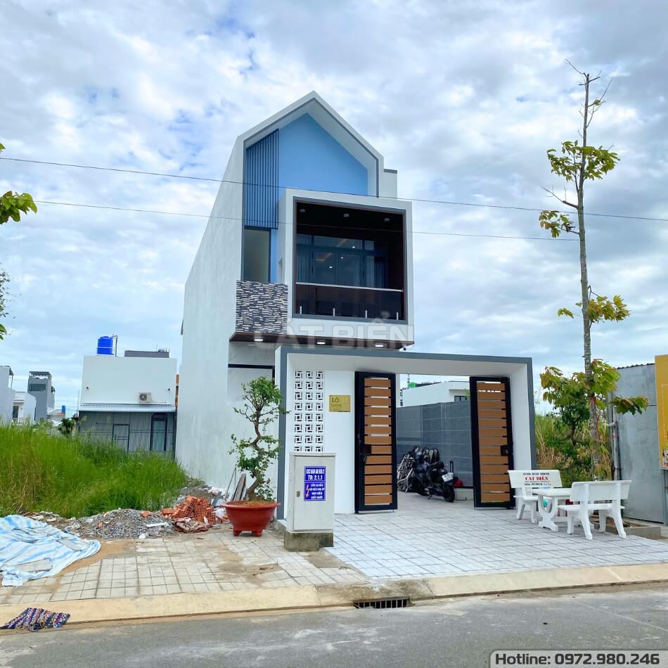 Mẫu Nhà Ống 2 Tầng Đẹp 3 Phòng Ngủ Được Hoàn Thành Với Thiết Kế Hiện Đại | CB05678 Mẫu Nhà Ống 2 Tầng Đẹp 3 Phòng Ngủ Được Hoàn Thành Với Thiết Kế Hiện Đại