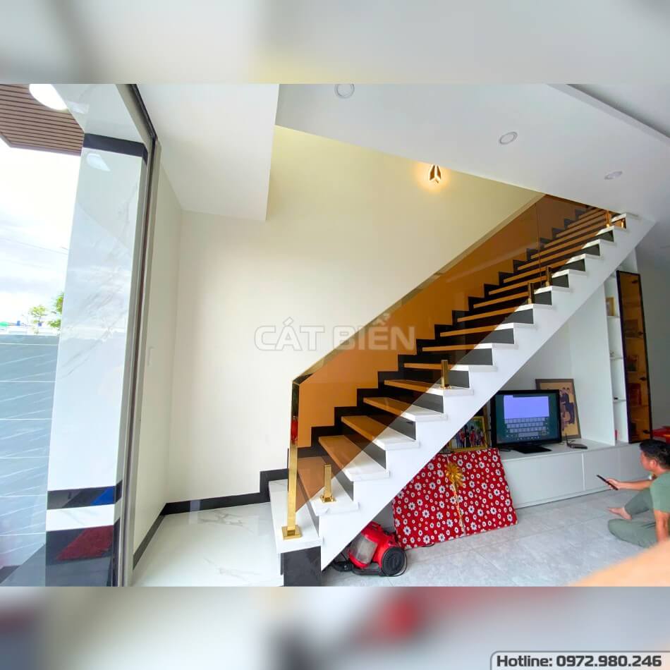 Mẫu Nhà Ống 2 Tầng Đẹp 3 Phòng Ngủ Được Hoàn Thành Với Thiết Kế Hiện Đại | CB05678 Mẫu Nhà Ống 2 Tầng Đẹp 3 Phòng Ngủ Được Hoàn Thành Với Thiết Kế Hiện Đại