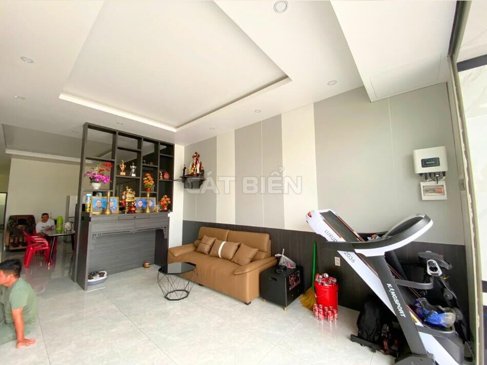 Mẫu Nhà Ống 2 Tầng Đẹp 3 Phòng Ngủ Được Hoàn Thành Với Thiết Kế Hiện Đại | CB05678 Mẫu Nhà Ống 2 Tầng Đẹp 3 Phòng Ngủ Được Hoàn Thành Với Thiết Kế Hiện Đại