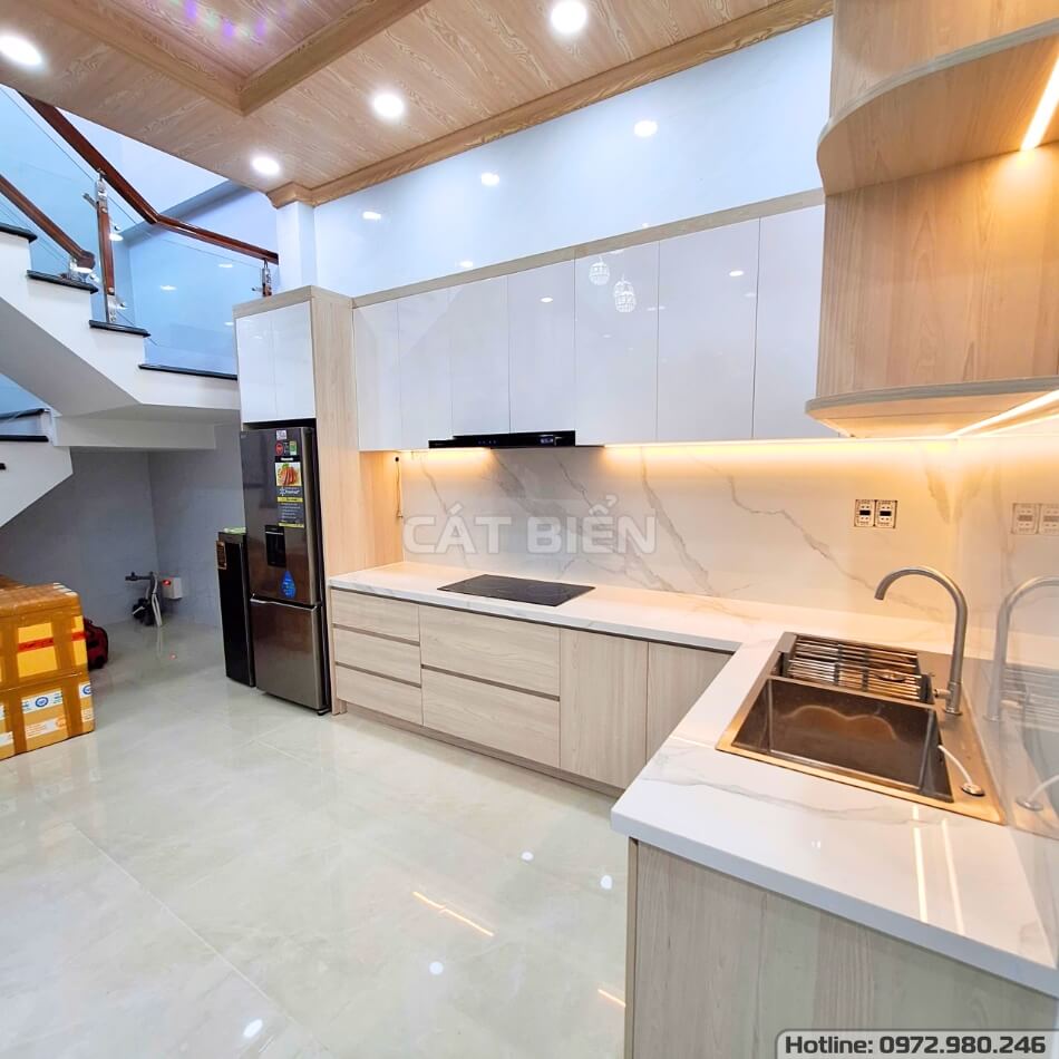 Chiêm Ngưỡng Mẫu Tủ Bếp Gỗ Công Nghiệp MDF Đẹp Tinh Tế Của Cô Yến Chiêm Ngưỡng Mẫu Tủ Bếp Gỗ Công Nghiệp MDF Đẹp Tinh Tế Của Cô Yến