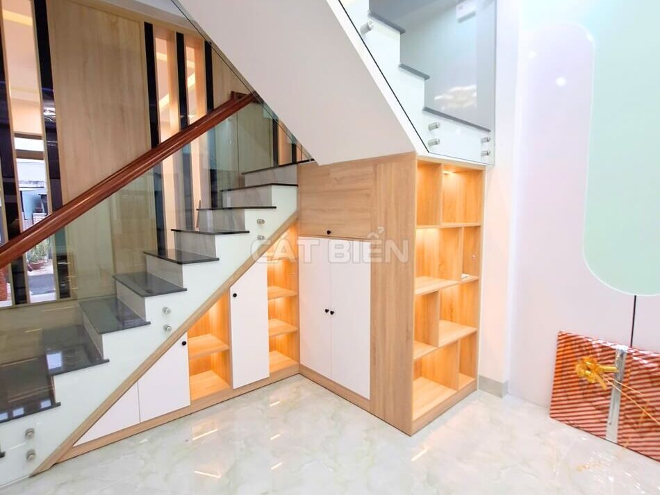 Khám Phá Tủ Bếp MDF Hiện Đại Với Các Thiết Bị Thông Minh Tiện Nghi Khám Phá Tủ Bếp MDF Hiện Đại Với Các Thiết Bị Thông Minh Tiện Nghi