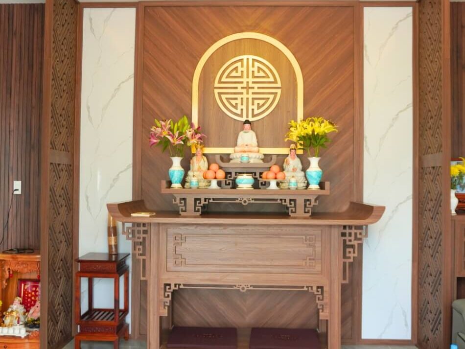 Không Gian Thờ Phụng Trang Nghiêm Với Nội Thất Phòng Thờ Cao Cấp